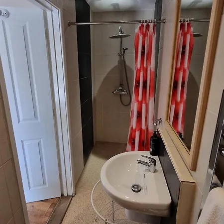 The Fox & Hounds Hotel Faringdon Room photo