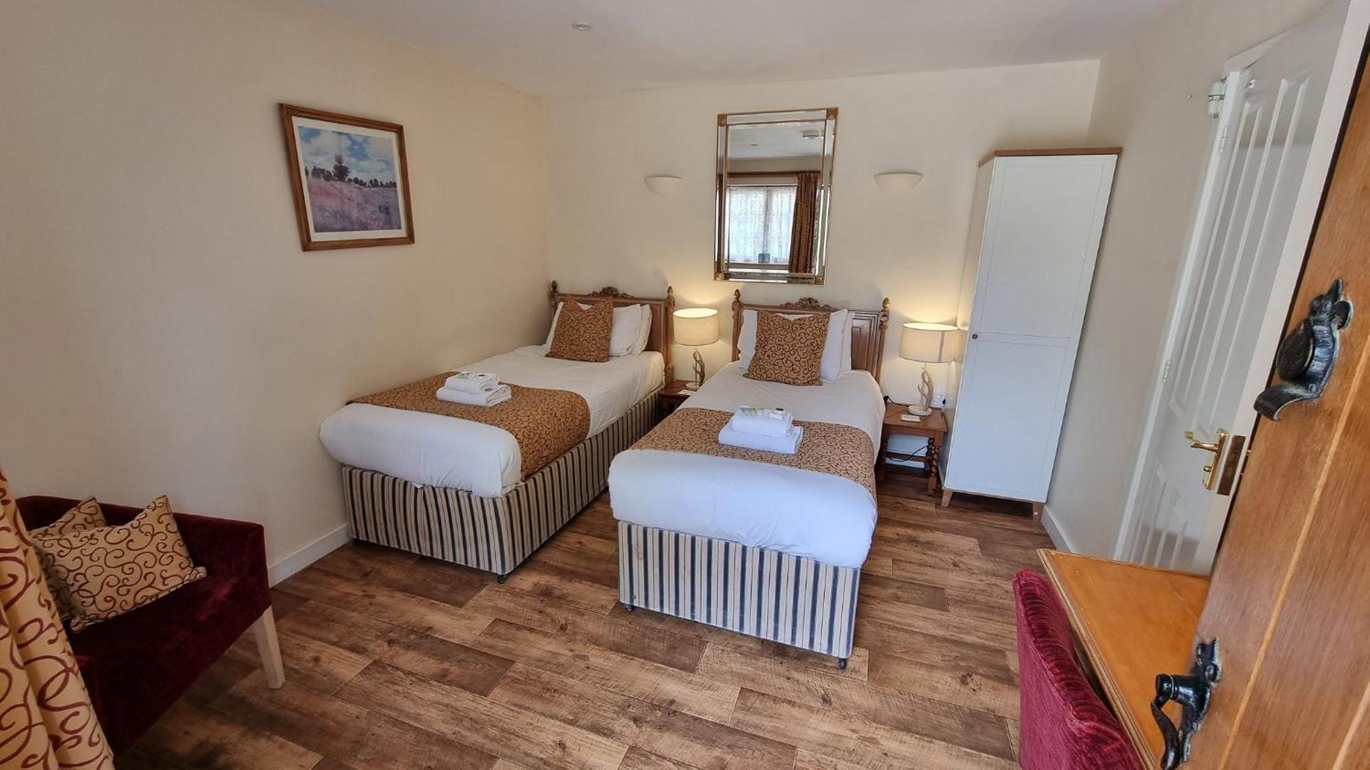 The Fox & Hounds Inn Faringdon